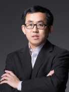 李丕龙